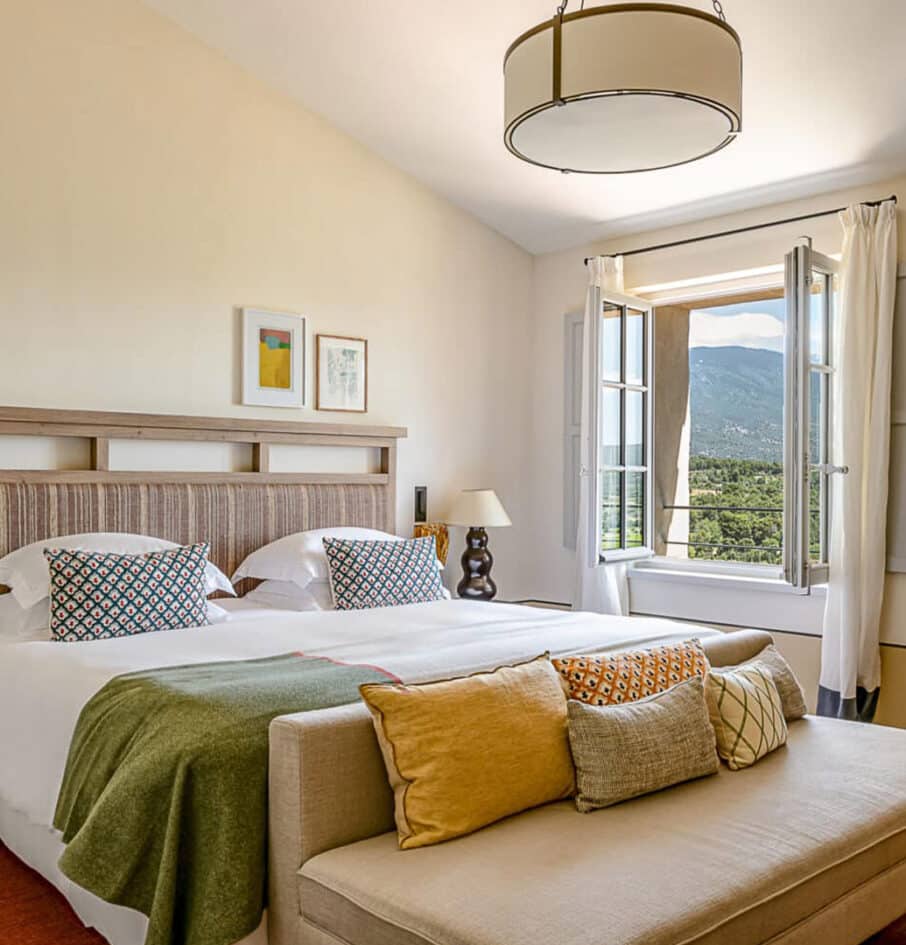 Chambre Hotel Crillon le Brave