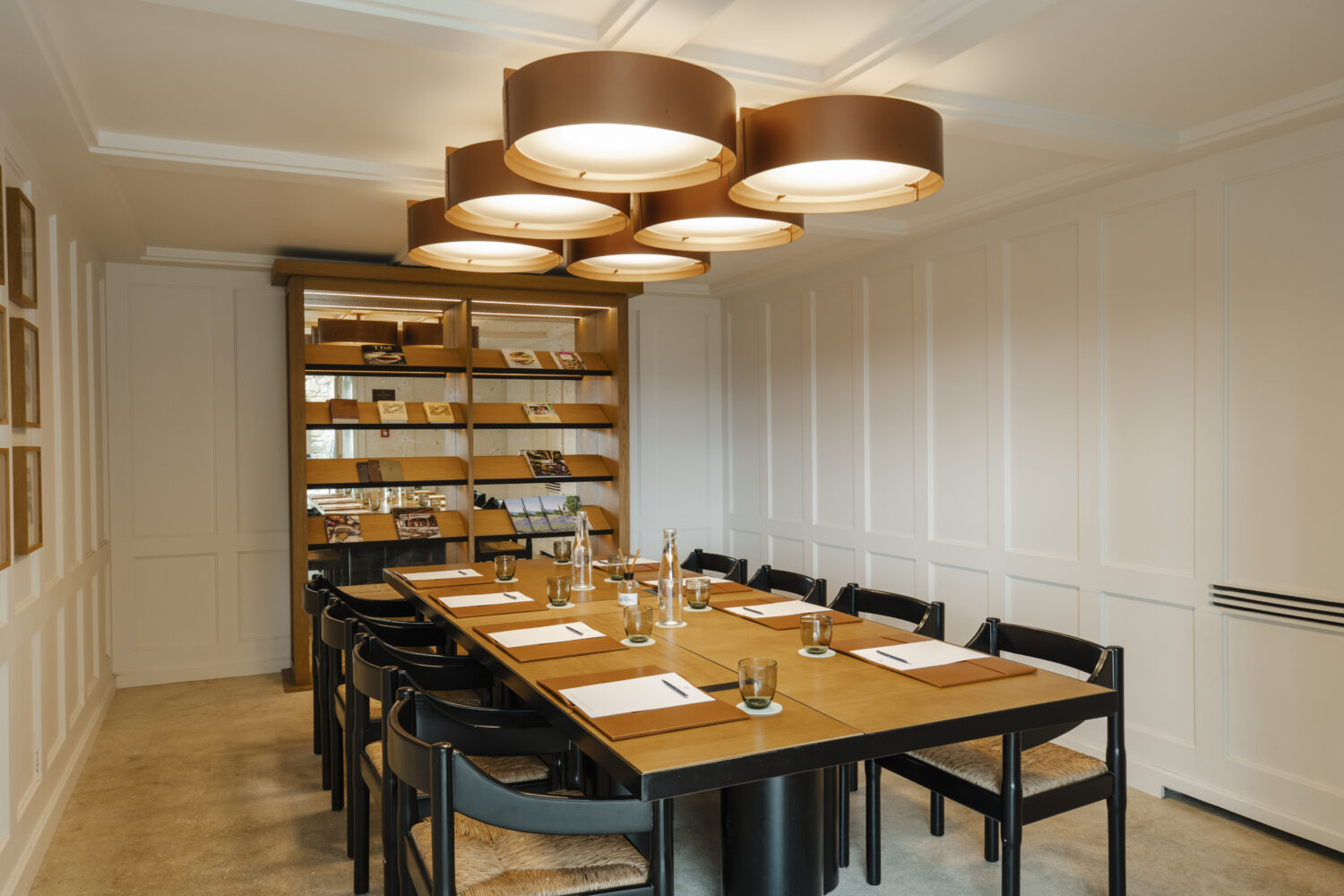 Hotel Crillon Le Brave Salle de Reunion More Content Studio